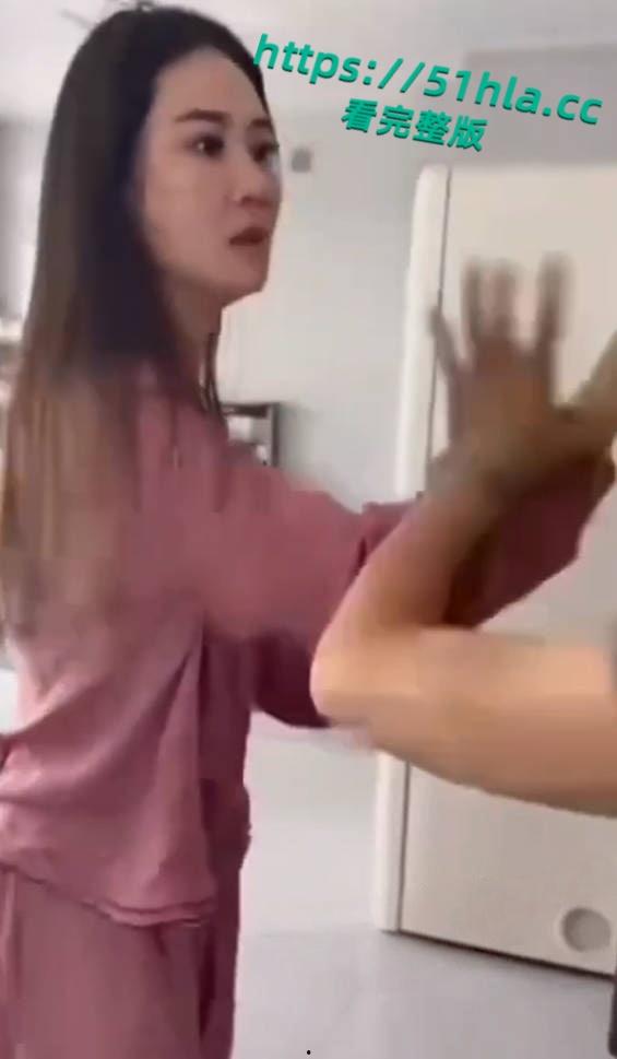 河南武陟王家二小姐大瓜,赵亮亮出轨小三假离婚证骗局曝光,原配暴打两人完整版视频流出!-7