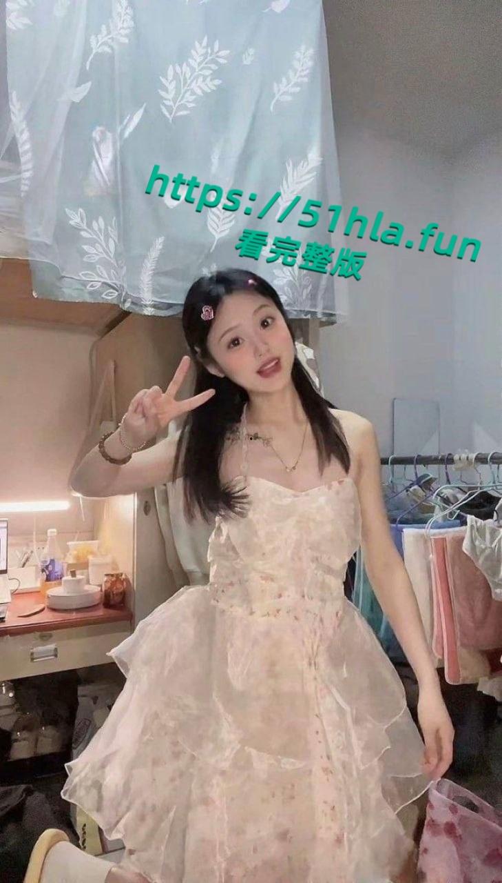 甘肃民族师范学院【陈美娇】回族学生妹调教视频流出,撒尿口爆群P玩弄后入爆操性感蜜臀!-3