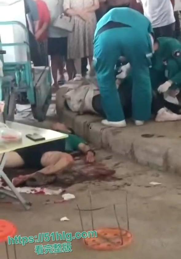 【郑州中牟新区】因抢摊位酿成惨案当场造成3人命丧当场 现场视频流出 场面血腥惨烈 事件引发全网热议-1