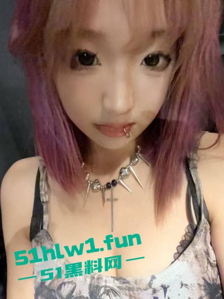 沈阳女大学生刘欣语 长腿大奶身材纤细修长 经常去夜店勾引大哥 到处发自己的自慰视频 只为让大哥包养爆操-6