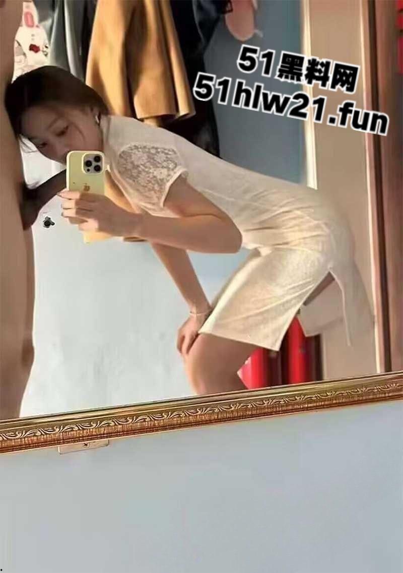 广州职业学院【赵慧】极品反差眼镜妹,身材纤细修长酒店被男友暴力后入,完美蜜桃臀真是太诱人了。-7