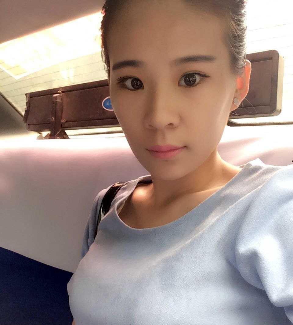 河北高铁培训老师许佳佳与学生出轨酒店被曝 穿着性感情趣黑丝 被学生调教爆操无套内射十分淫荡-6