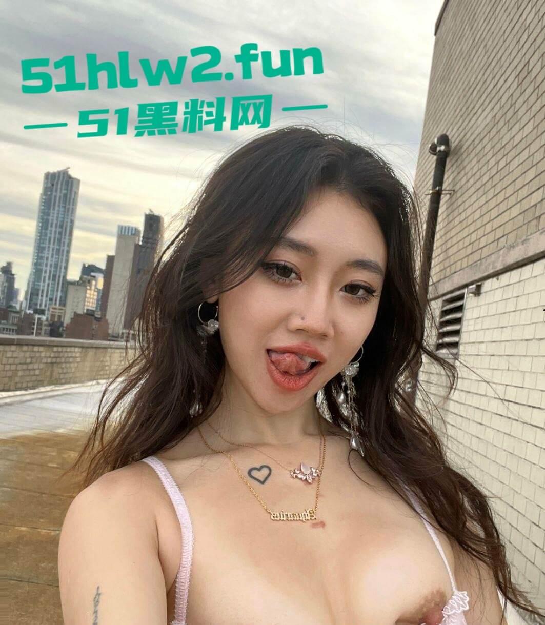 反差御姐完美身材骚母狗高挑身材逆天长腿,看着瘦小却甘愿做洋人母狗被大屌抽插太反差了。-6