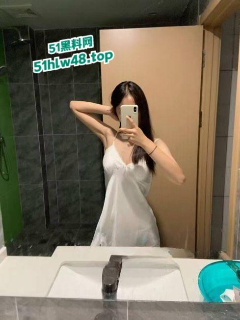 广州白云幼儿园清纯幼师【田梦】被渣男分手抛弃，极品的颜值搭配性感的美乳，不失为人间仙女！-4