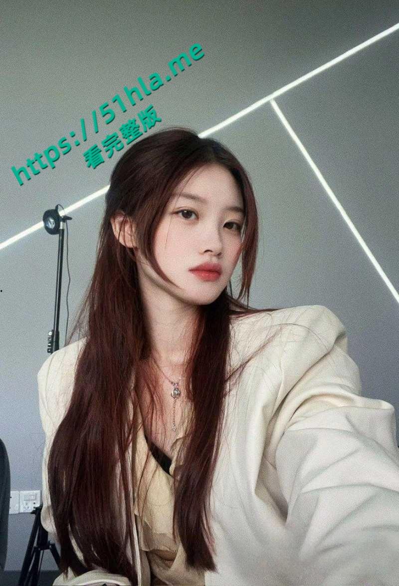 北大超美高财女不雅视频流出，气质女神被男友花式开发小骚穴，露脸口交无套内射玩法超淫！-2