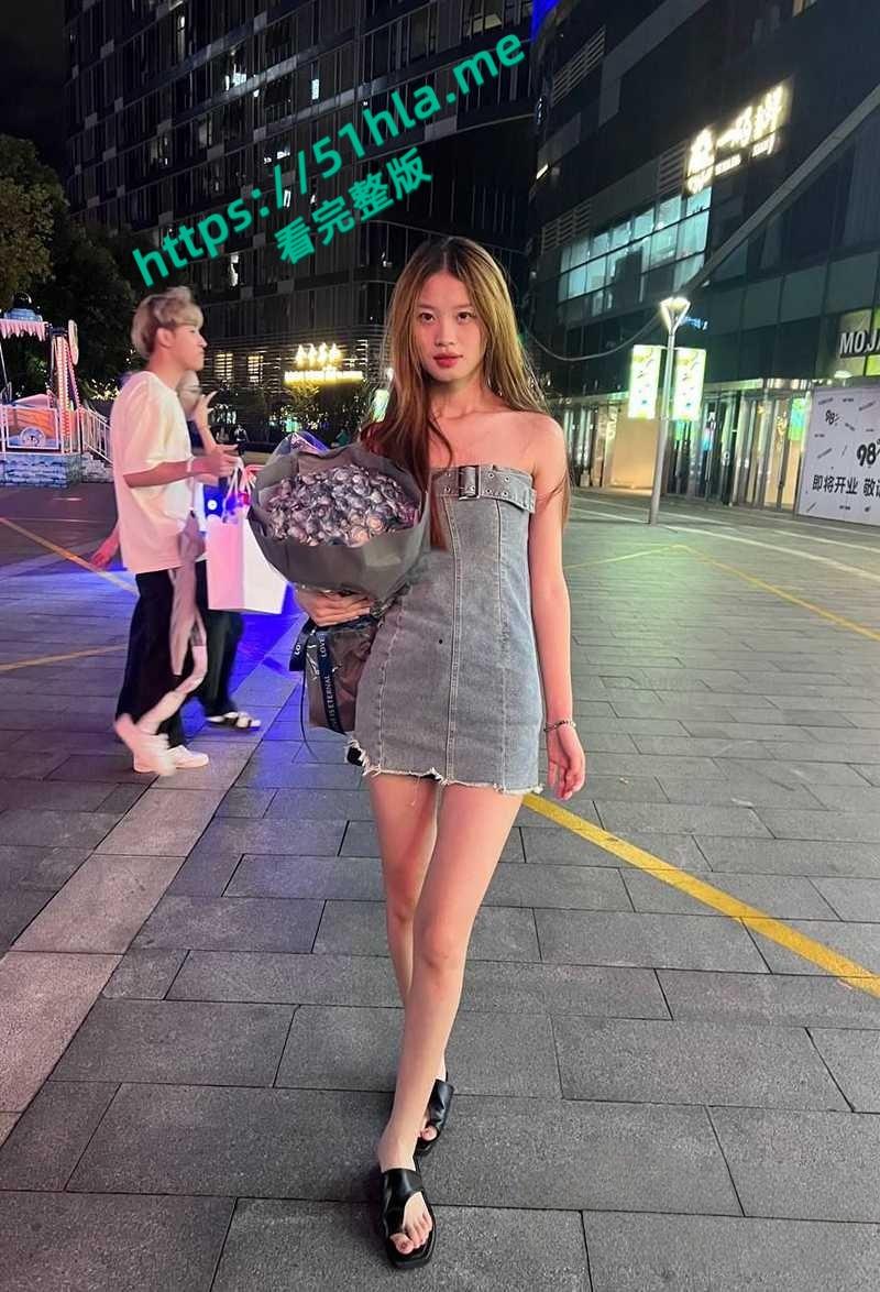 北大超美高财女不雅视频流出，气质女神被男友花式开发小骚穴，露脸口交无套内射玩法超淫！-6