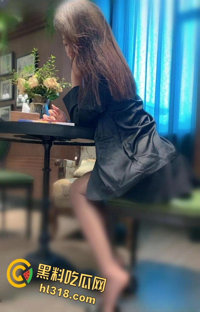 海角疯狂乱伦日记,浓稠精液浇灌性感熟女,小姑黑丝粉足疯狂足交榨精,熟女咸湿的淫液真是令人沦陷 !-1