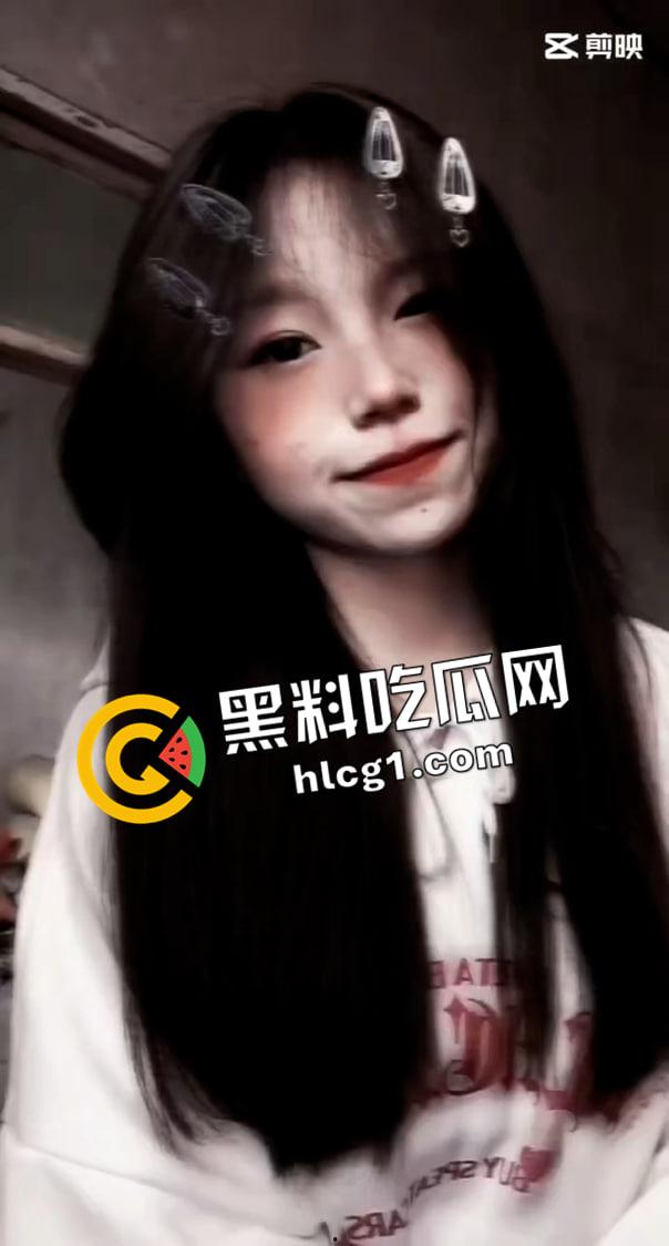 瓜友投稿!四川成都西北中学高三【李忠梅】渣女海王欺骗感情 风骚漏奶勾引 多平台账号实锤曝光-2