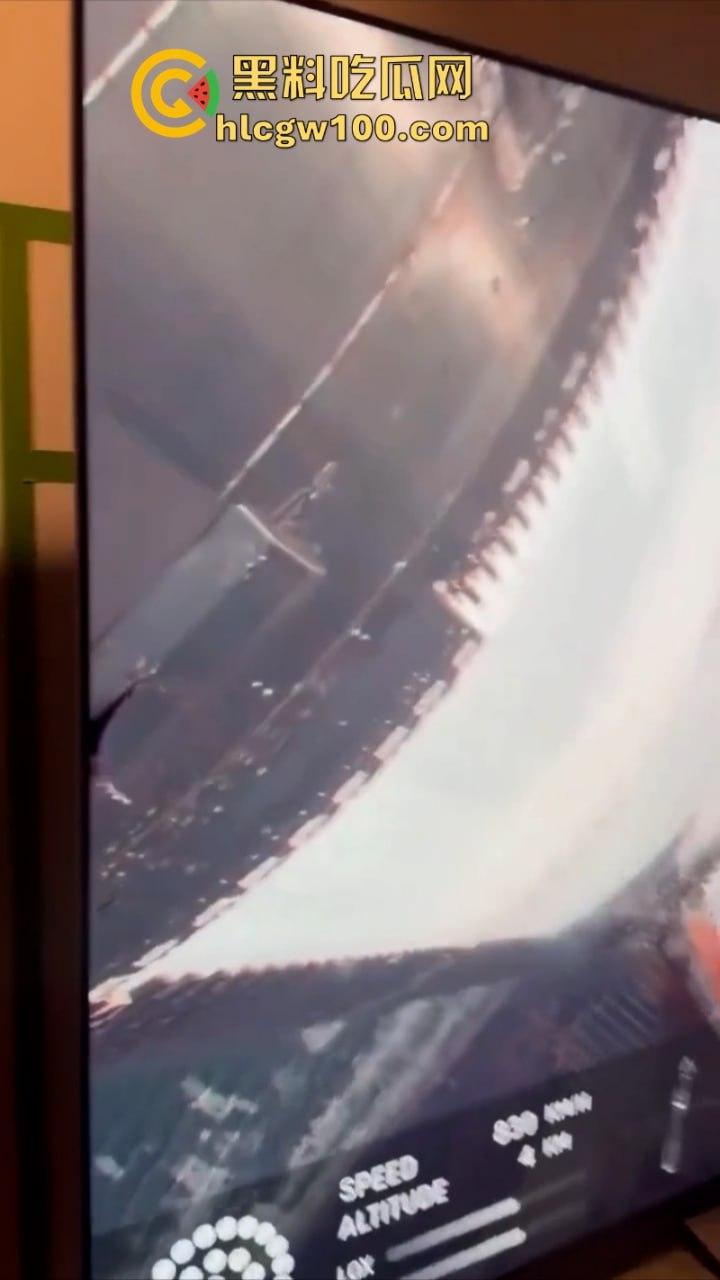 马斯克创造史上最贵世纪大烟花 星舰第七次升天又玩完!一级回收 二级脱轨空中解体屌炸天!-5