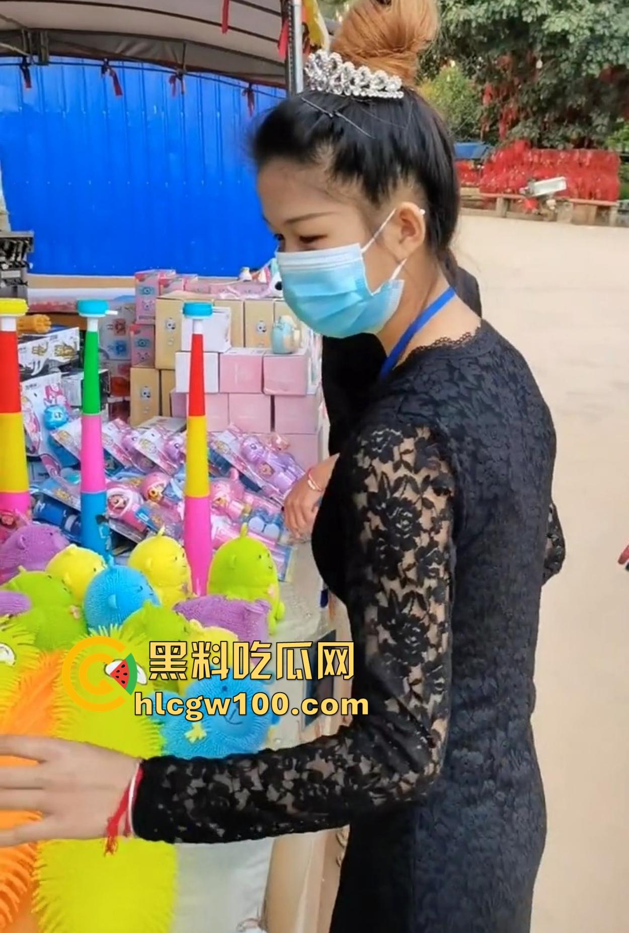 缅甸小姐姐的日常曝光,下班后颜值在线可甜可辣,生活不仅是开火车,瓜友速来当评委,看看缅甸妹子美到几分!-4