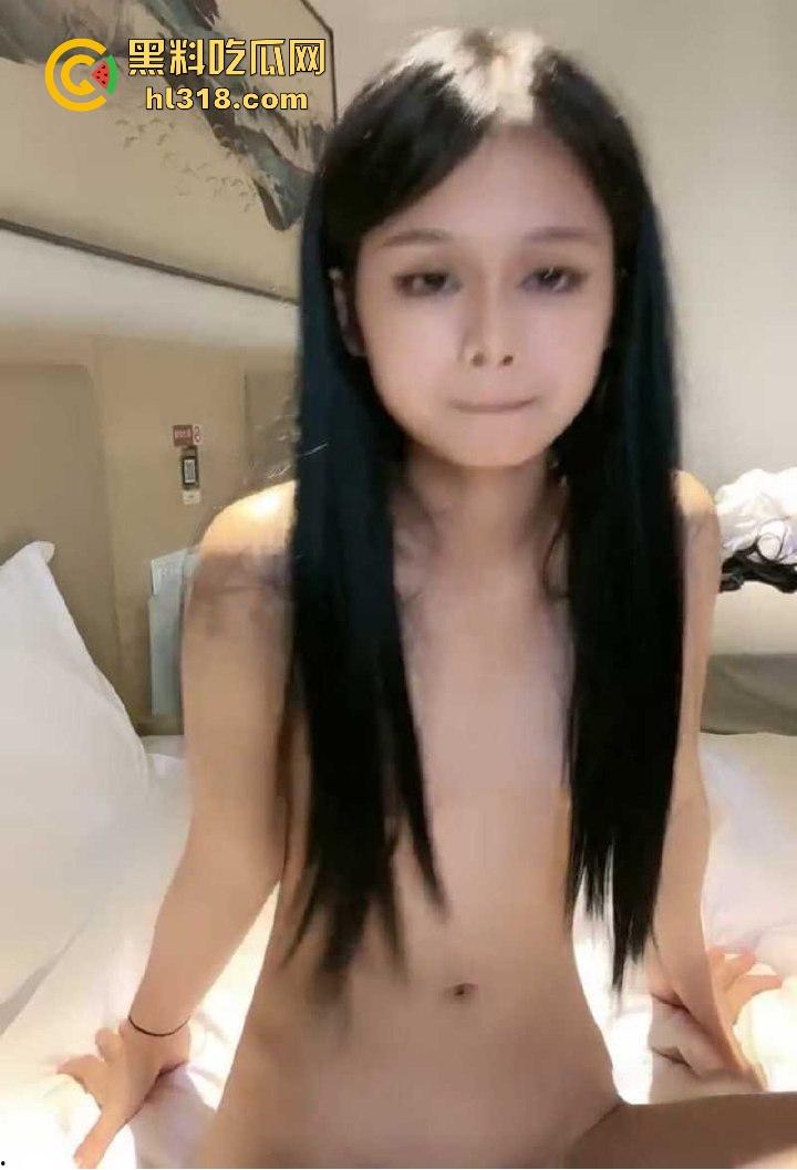 极品清纯学生妹酒店性爱视频曝光,为了赚取学费标价出售身子,翘起肥臀被金主暴力抽插 !-5