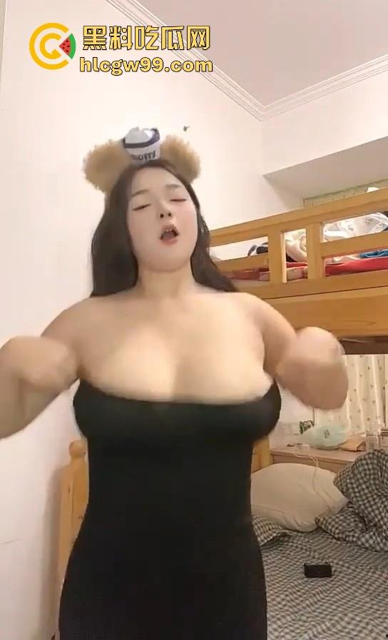 抖音巨乳尤物【兔子吖】丰满身材极品嫩妹,热舞甩奶性感至极,这豪乳真的大,先射为敬!-7