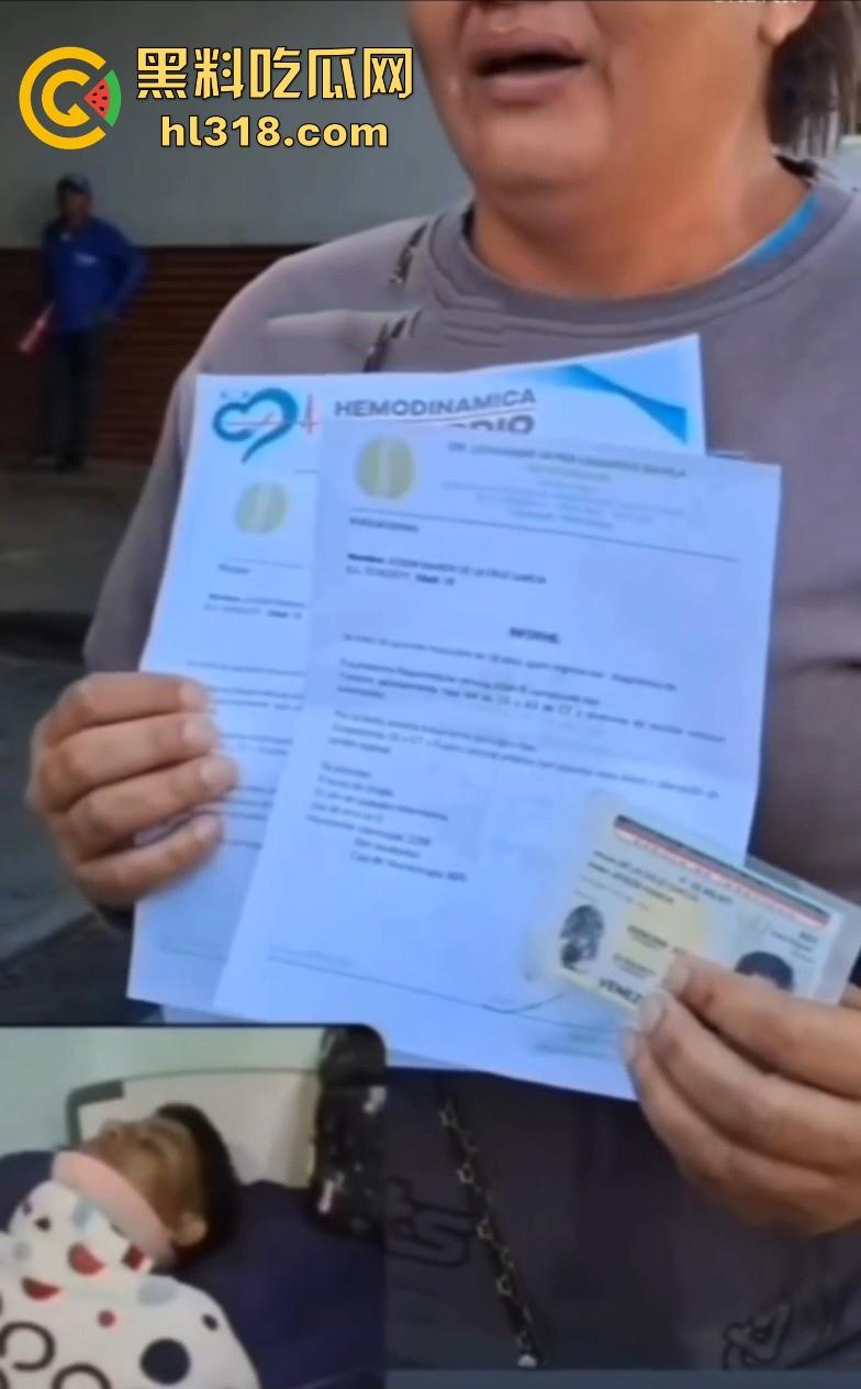 西班牙小伙跳水表演变成事故,这下好啦不看清楚情况再跳,直接跳人头上,把下面的人骨头全砸断了!-8