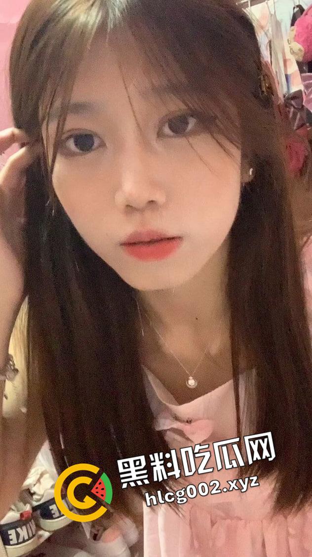 洛丽塔萝莉千元定制流出!翻白眼 嫌弃着看小穴 阿黑颜 喉咙展示让人想把整根塞进去-2