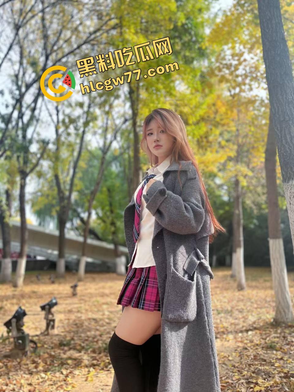 威海艺术学院『范弱蒨』私照外泄,舞蹈女老师白天教课晚上掰逼自慰,粉嫩体质骚得想日疯!-6