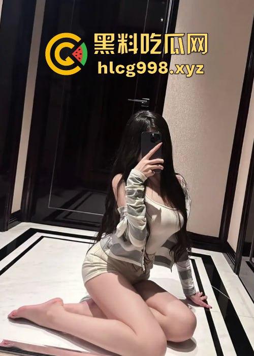 河南郑州黄河科技学院!女主用男友VIP卡狂开房,六年感情养了别人的母狗!-5