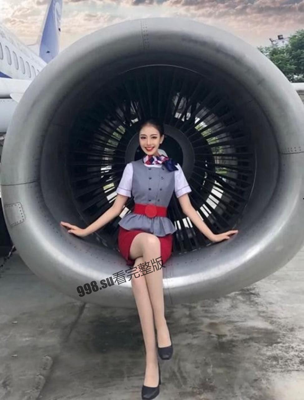极品反差 北京航空学院 大四实习空姐杨萌被机长潜规则视频流出-2