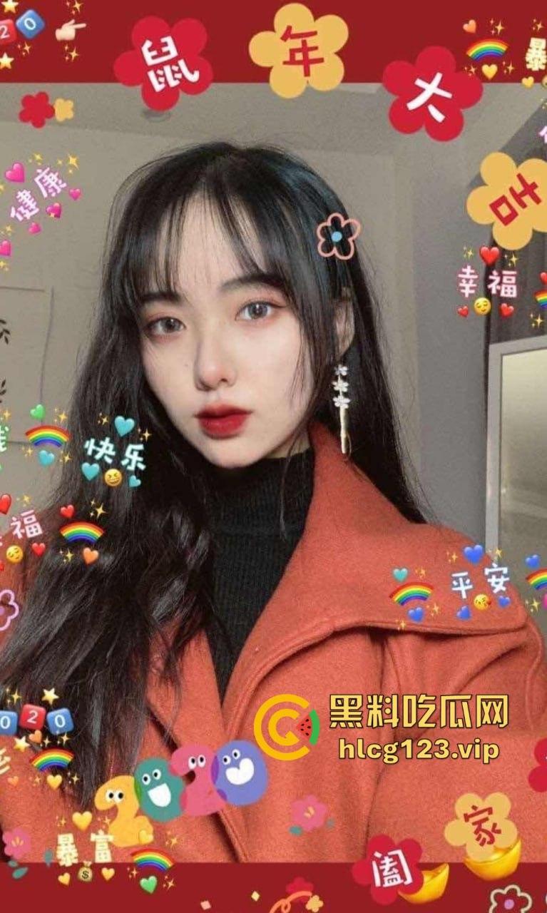 盐城师范大学校花高晓海露脸泄密!斯文眼镜男征服女神,镜前口交激情全记录!-8