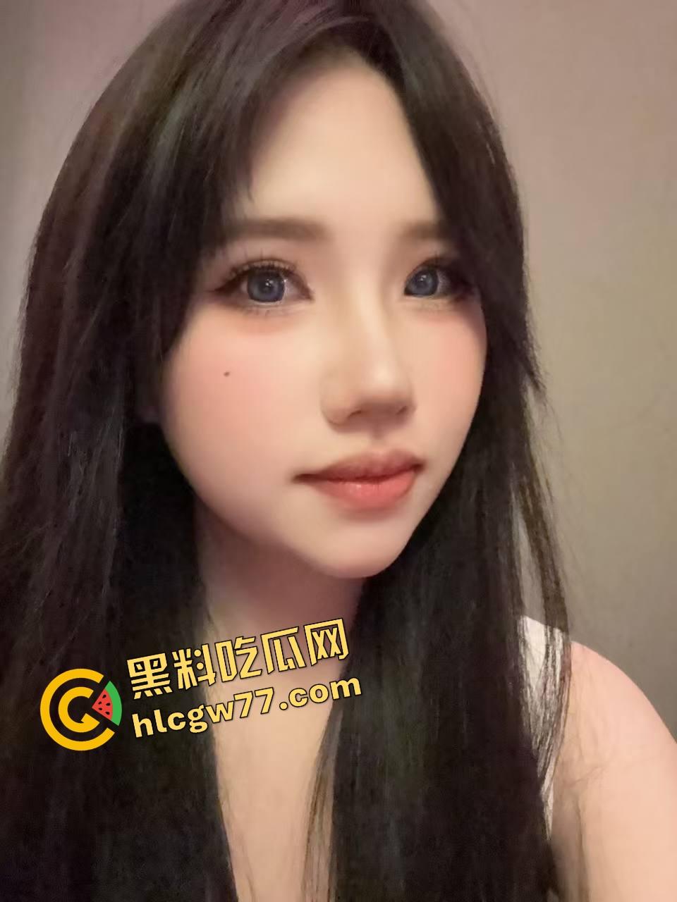 山东小骚妹玩拍片play,明明嘴上喊别拍,结果插进去自己夹着不让拔,还自己对镜头喊哥哥射脸上!-6