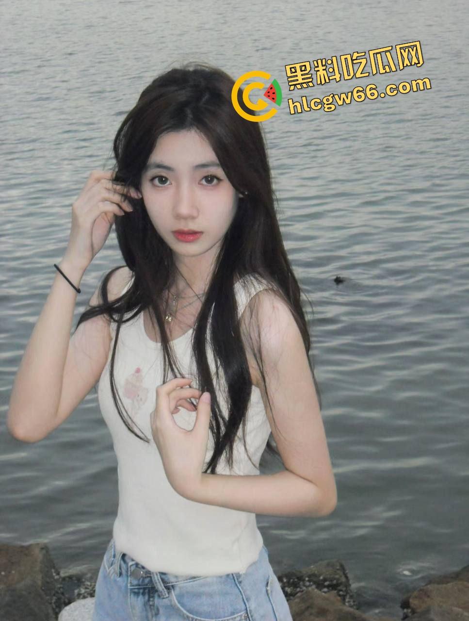 这南宁妹子真他妈骚,自己发穴勾人,约出来在商场卫生间口爆,还问想不想我在马桶上坐着给你舔?-5