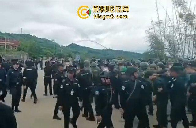 佤邦大动作当阳园区被一锅端 七百余人押解至永和口岸移交东大 场面堪比大片!-4