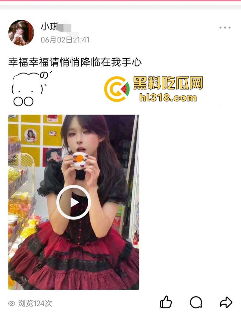 广州JK嫩妹【李诗诗】趁父母出门带游戏中CP回家做爱,无套爆操白虎馒头穴,堪称极品!-5