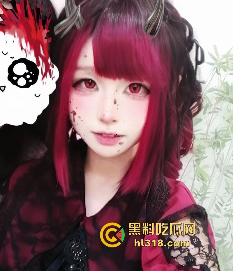 广州JK嫩妹【李诗诗】趁父母出门带游戏中CP回家做爱,无套爆操白虎馒头穴,堪称极品!-7