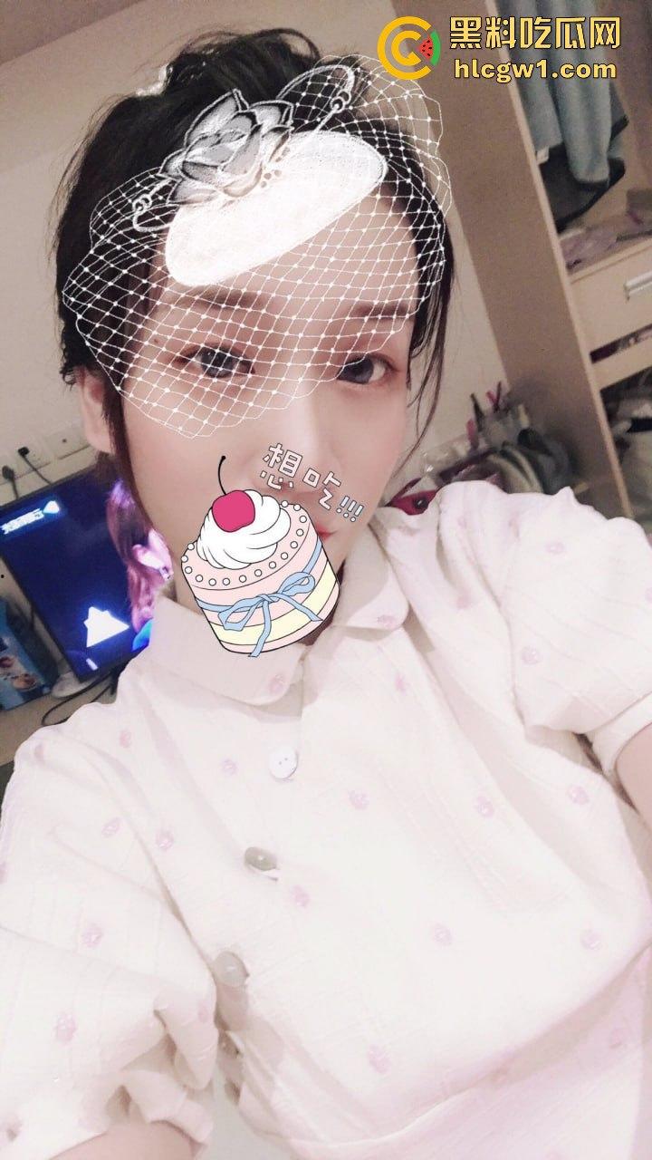 江西极品反差少妇【黄雨霏】自拍流出!跳蛋塞逼吃鸡,骚浪到法力无边,双倍快乐根本停不下来!-3