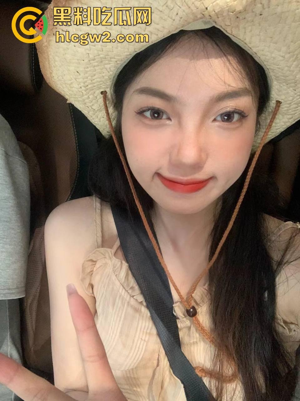 瓜友独家爆料大学同学毕业聚会后酒店偷搞 极品颜值身材的妹子有男友不让拍,只能偷偷来!-4