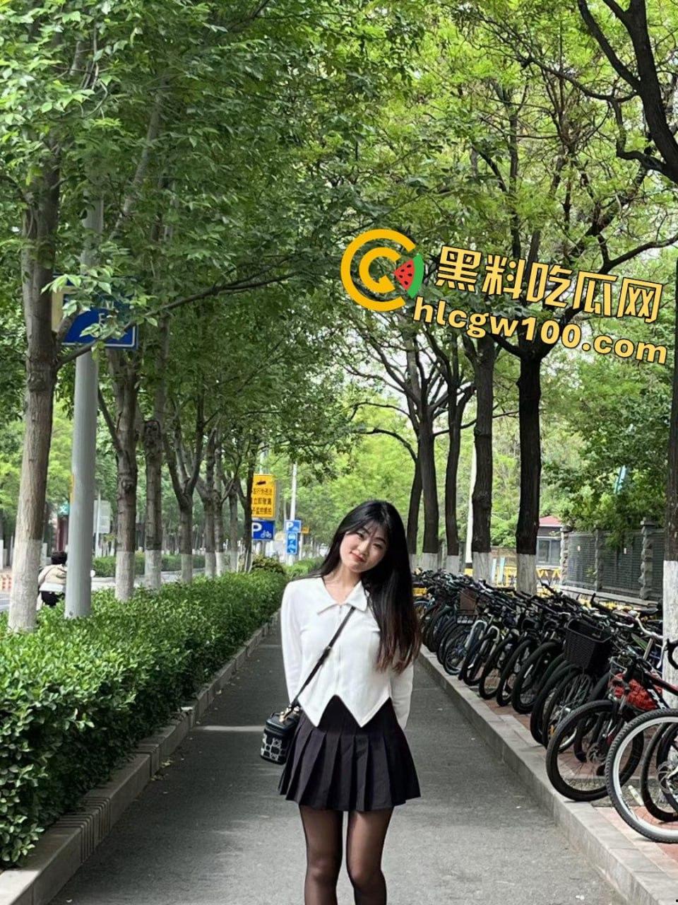 山东农业工程学院反差婊【林晨】,屌丝还在校园墙表白,殊不知你的女神是个淫荡骚母狗-5