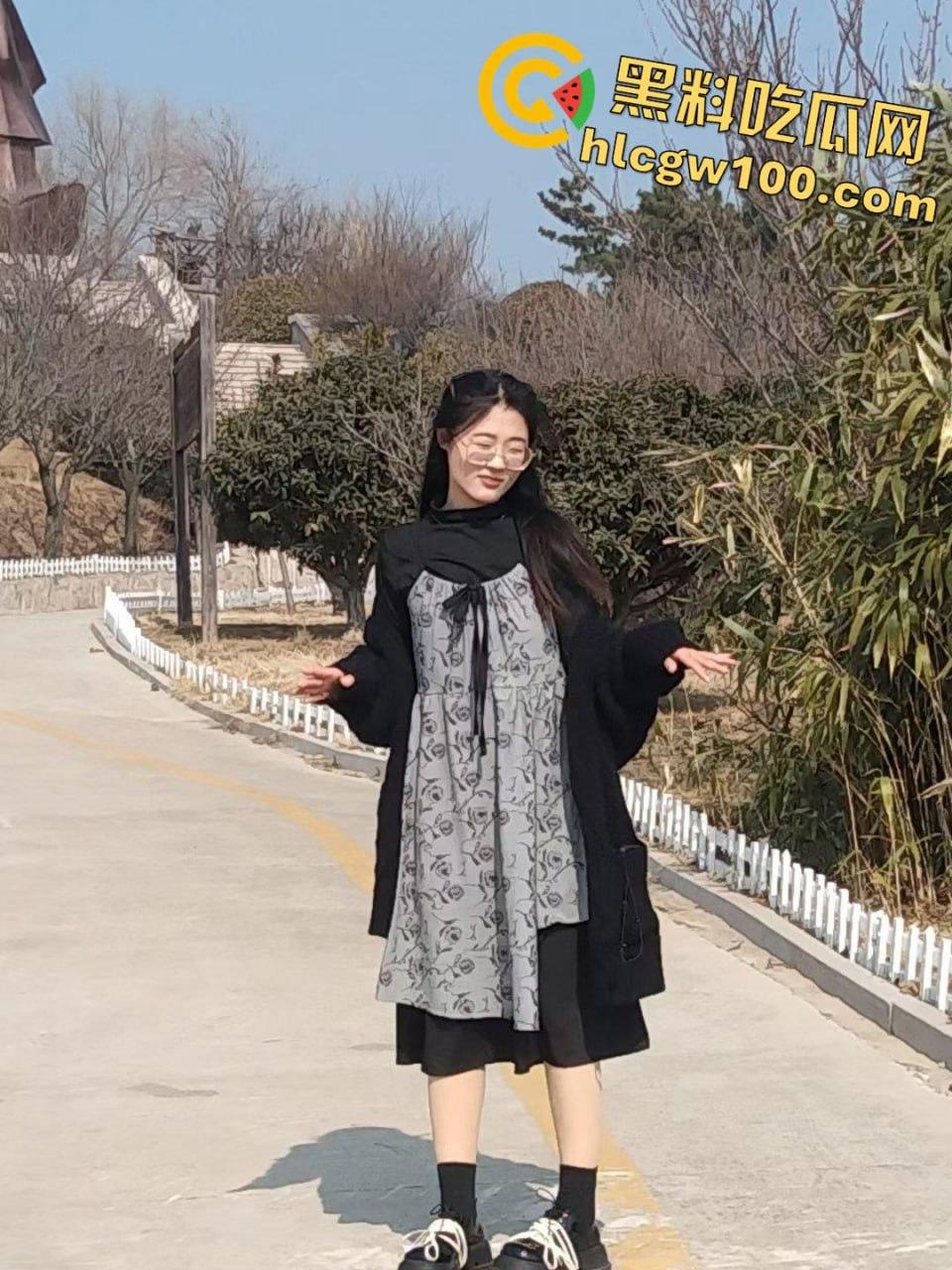 山东农业工程学院反差婊【林晨】,屌丝还在校园墙表白,殊不知你的女神是个淫荡骚母狗-12