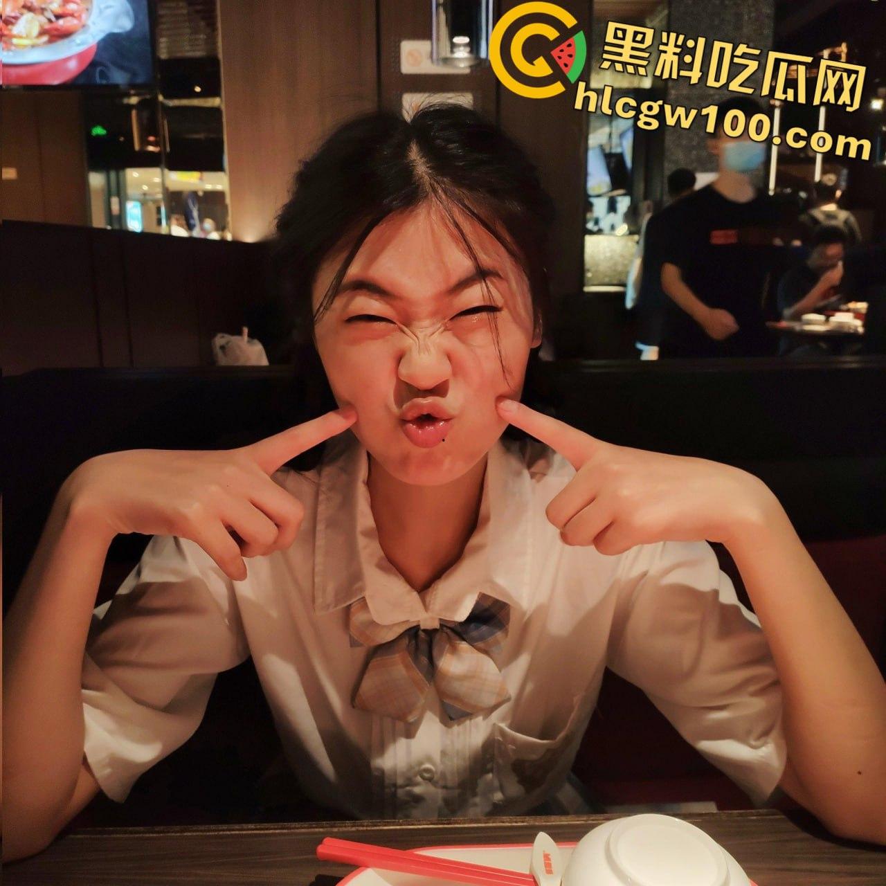 山东农业工程学院反差婊【林晨】,屌丝还在校园墙表白,殊不知你的女神是个淫荡骚母狗-15