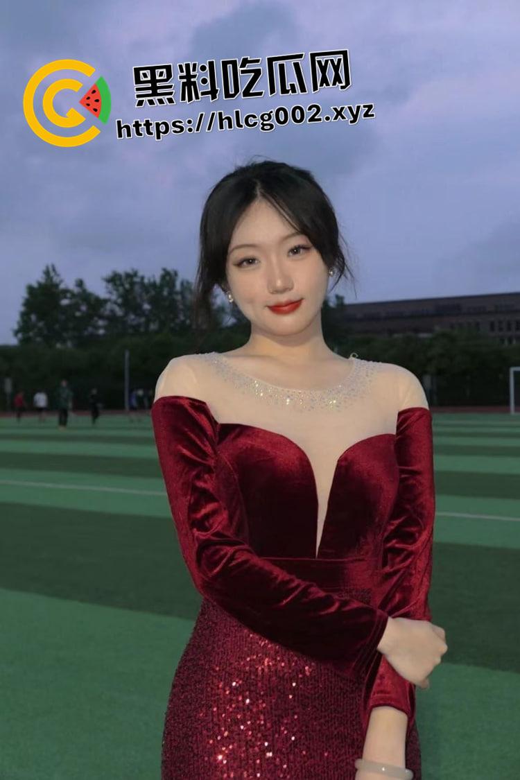 上海思博职业技术学院著名校园肉便器【葛欣怡】在上海瑞金医院实习却时常在外约炮!-1