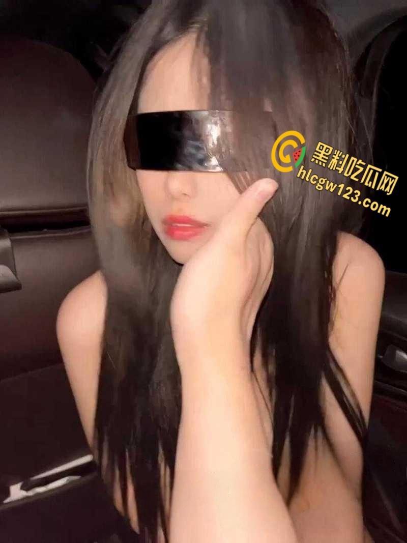 长发美艳母狗车震，不配合两个巴掌教她做母狗，户外无套车震全程高能 !-2