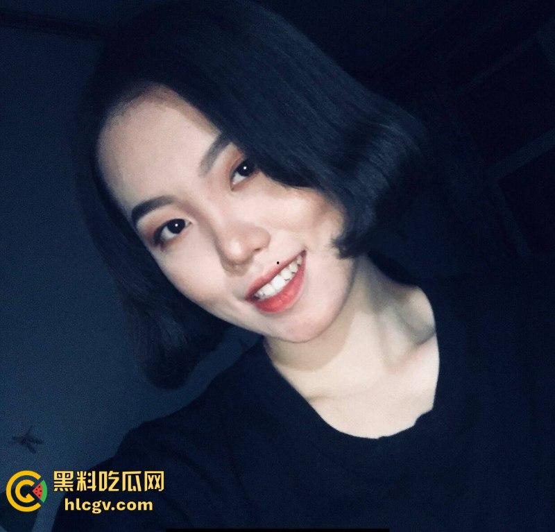 北京房山区人妻【孙晔子】被曝以房租为由要挟男租客上床 京姐发骚 玩坏打工人的腰！-3