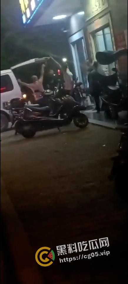 潮汕大南山 68岁老大爷嫖娼40岁少妇 心梗发作当场死掉 男人至死是少年-3