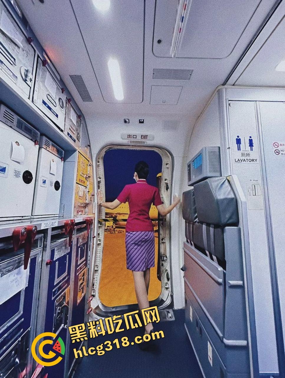 不是姿势多，是她每个都会浪，南航『艾添媛』私密片疯传，姿势太多太骚干完一个换一个！-5