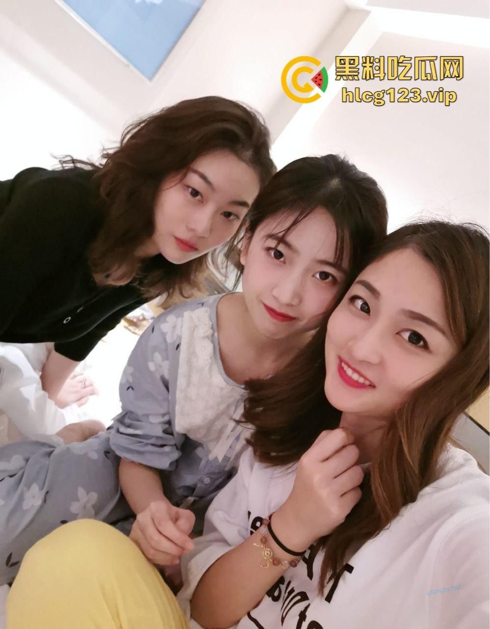 南开学妹『李宛儿』私拍视频被渣男曝光！毕业后不留情，清纯女神床上浪到飞起！-8