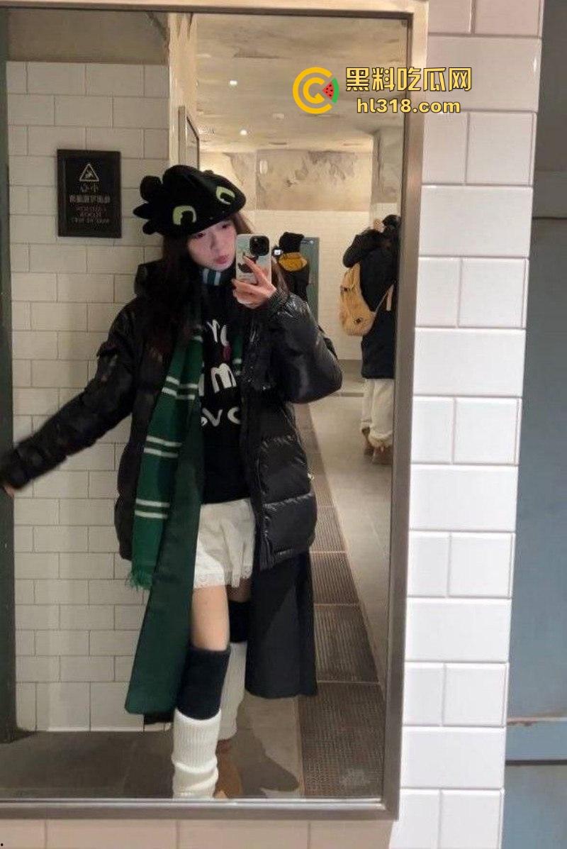 暨南大学大一学生【林晓冬】清纯学妹性爱上瘾，恋爱期间多次约炮出轨被男友发现，怒将私拍曝光报复！-2