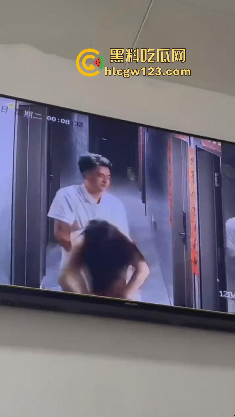 美女520当晚酒醉被两名男子捡尸 强行拖入酒店房间 轮奸2小时酒醒后才被救出 最终两人被拘！-6