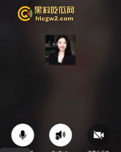 郑州00后【黄絮如】裸聊视频被渣男泄露，骚到舔自己淫水，这下彻底火了！-4