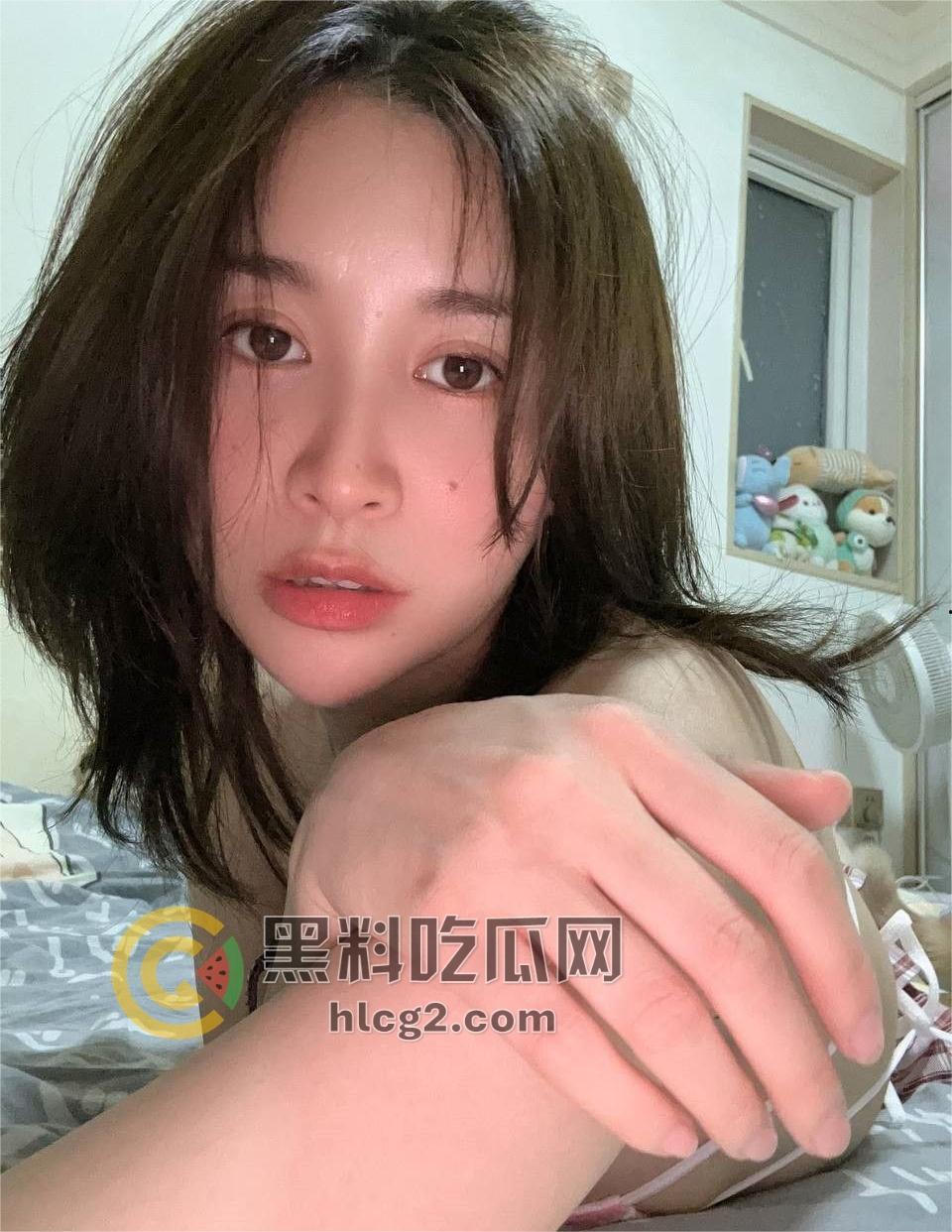 瓜友投稿：极品人妻「李晓玲」长年出差丈夫不在家，淫荡炮友分享让人咋舌-13