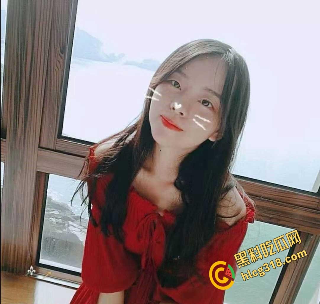 卫校嫩妹拜金女【小柒酱】,清纯反差小白虎 ,为了奢侈生活被金主包养, 甘愿做其母狗!-2