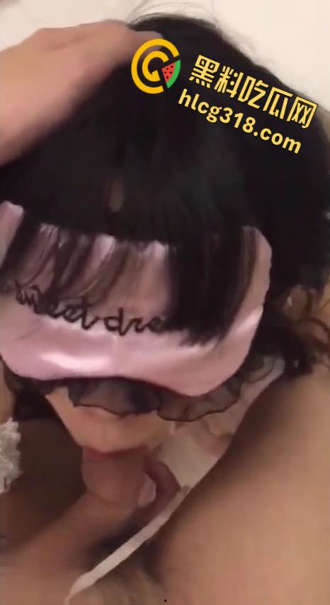 卫校嫩妹拜金女【小柒酱】,清纯反差小白虎 ,为了奢侈生活被金主包养, 甘愿做其母狗!-6