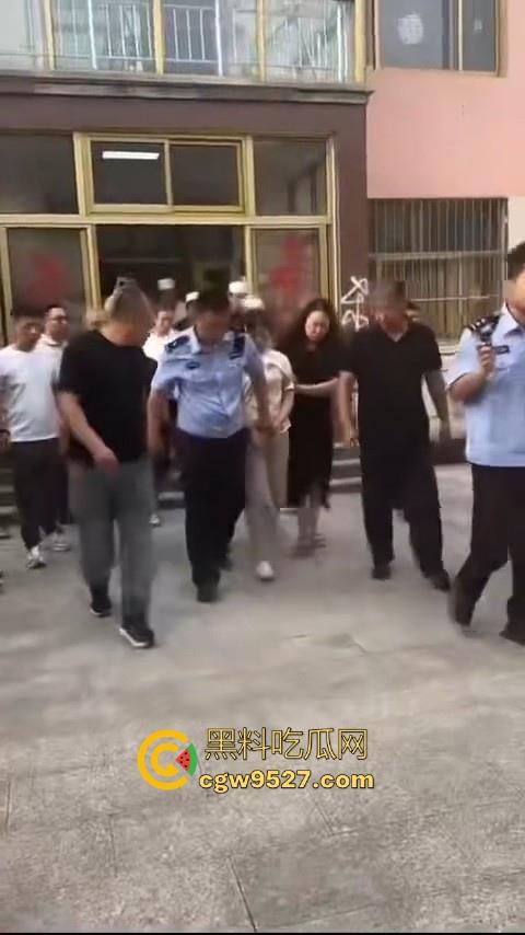 婚内出轨不稀奇,河北检察官【金昊】出轨还家暴杀妻?怀孕三月妻子被活活打死,一尸两命成了出轨的投名状?-15