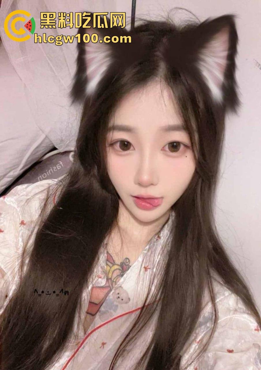 微博快手00后小美女【喜欢小羊Z】自拍翻车!网络女神私下骚到骨子里,不雅照曝光,就喜欢看网络骚鸡!-7