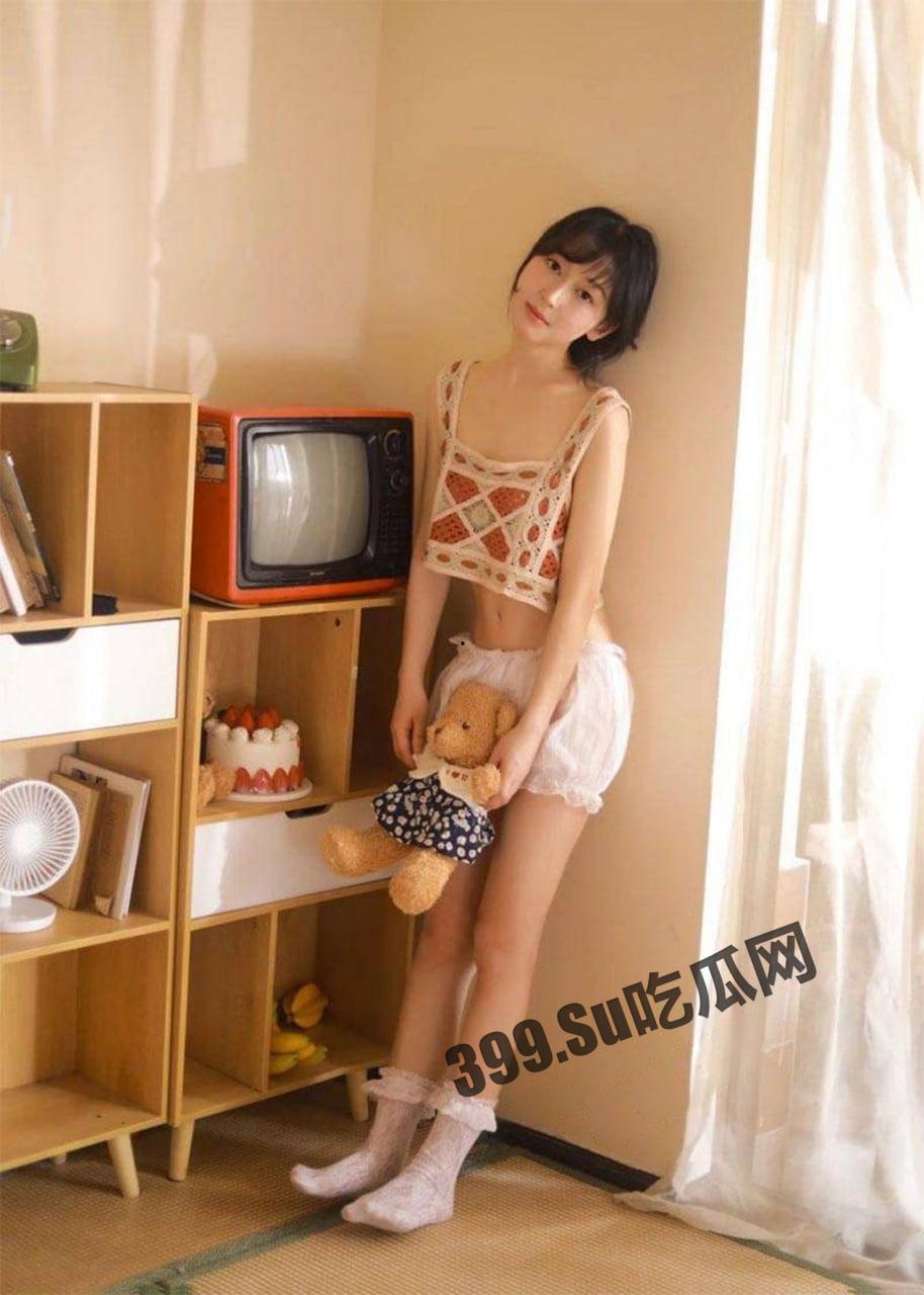 淬炼商学院 别都学院 19 级李启丹 SM 深度爱好者 捆绑、抽打、图钉插入!极度清纯反差婊-3