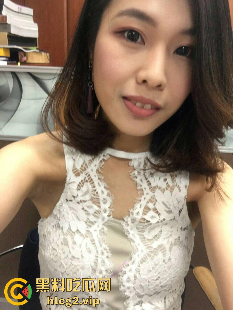 白领少妇白天端庄淑女,背地里骚得飞起,吃鸡巴比饭还香!-9