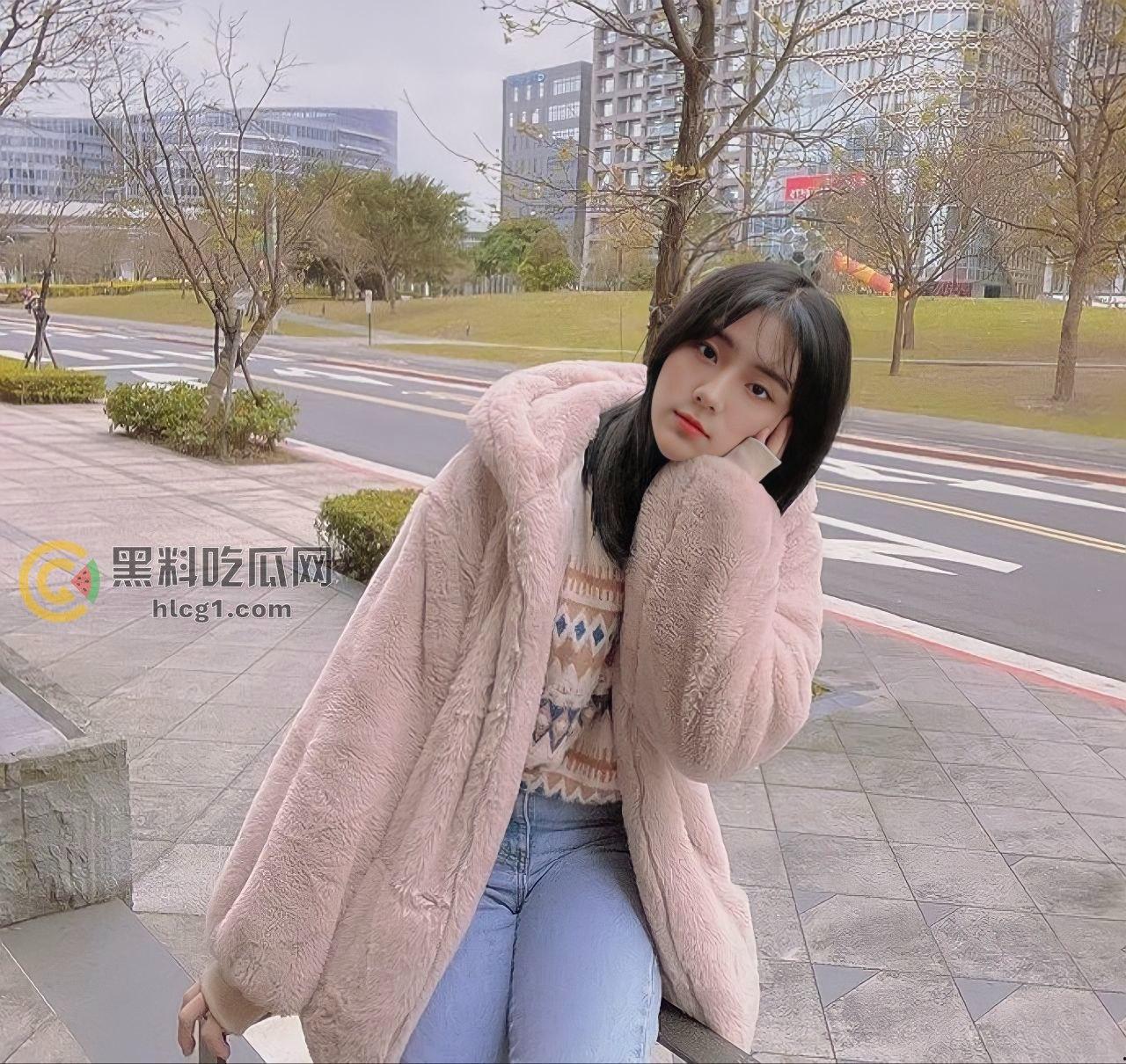 台湾高颜值嫩妹冷漠外表下隐藏的狂野秘密,竟然是个活色生香的婊子-10