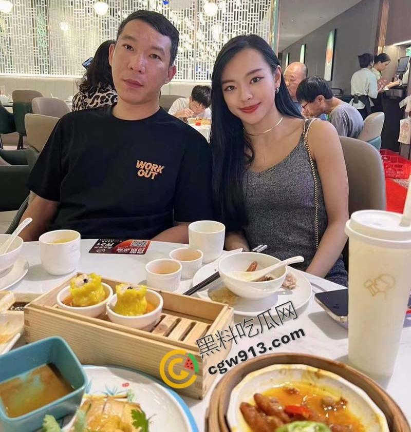 香港清纯幼教王露兒私底下发浪,吸毒自拍勾搭金主,私生活混乱,男友曝光不雅视频-3